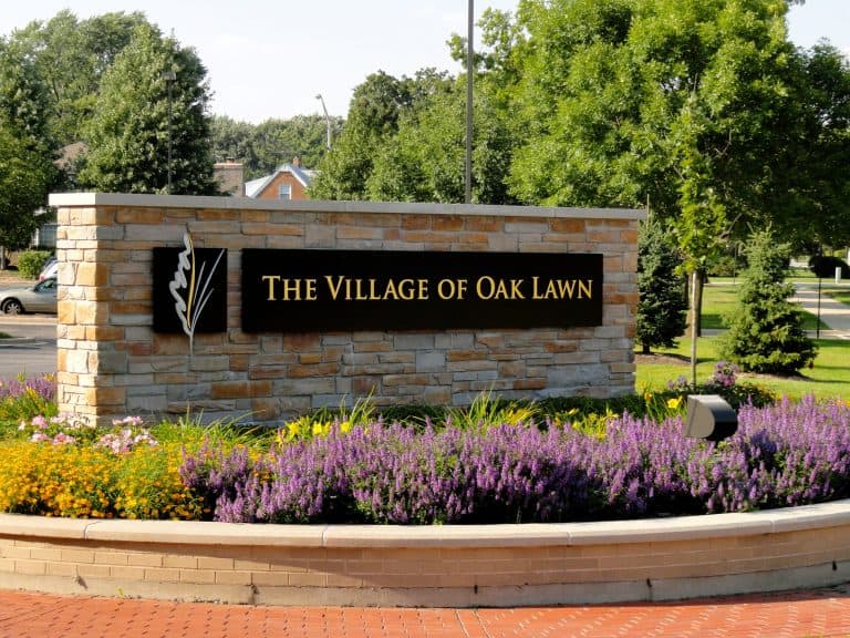 Airport Car Service Chicago O'hare To and From Oak Lawn (IL)