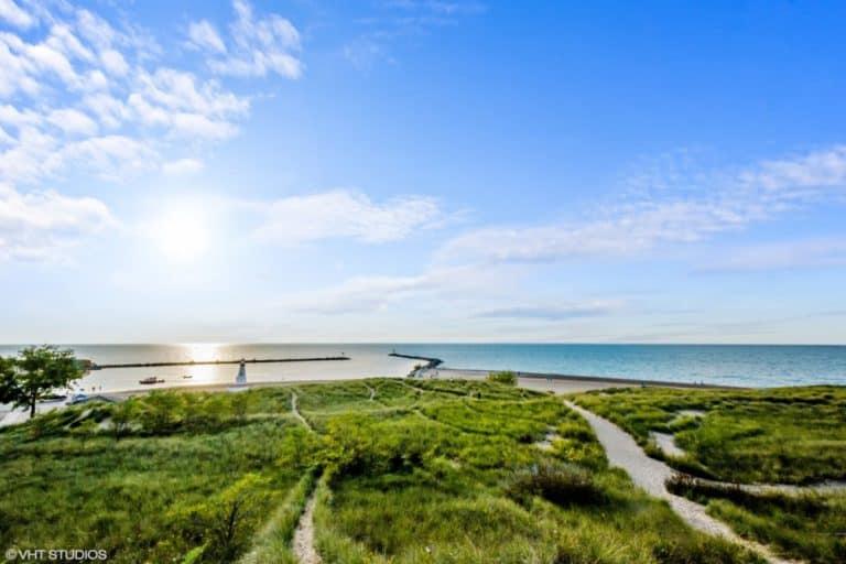 Airport Car Service Chicago O'hare To and From La Porte (IN)