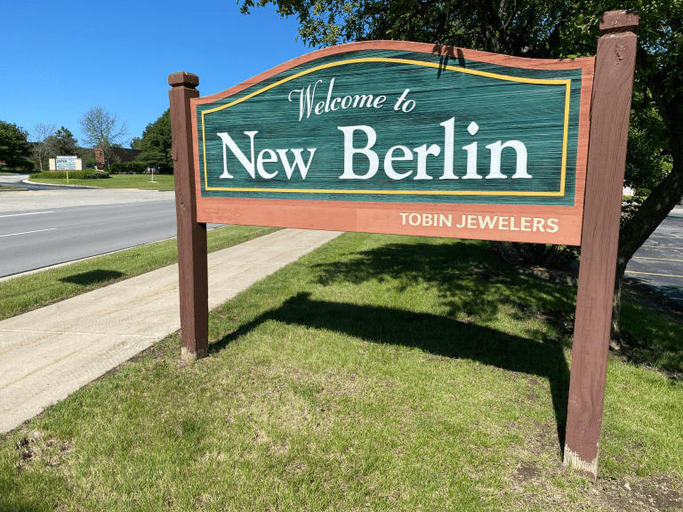 Car Service to Midway Airport MDW - New Berlin (WI)