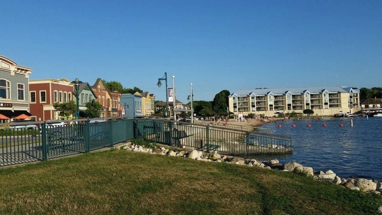 Car Service to Midway Airport MDW - Pewaukee City (WI)