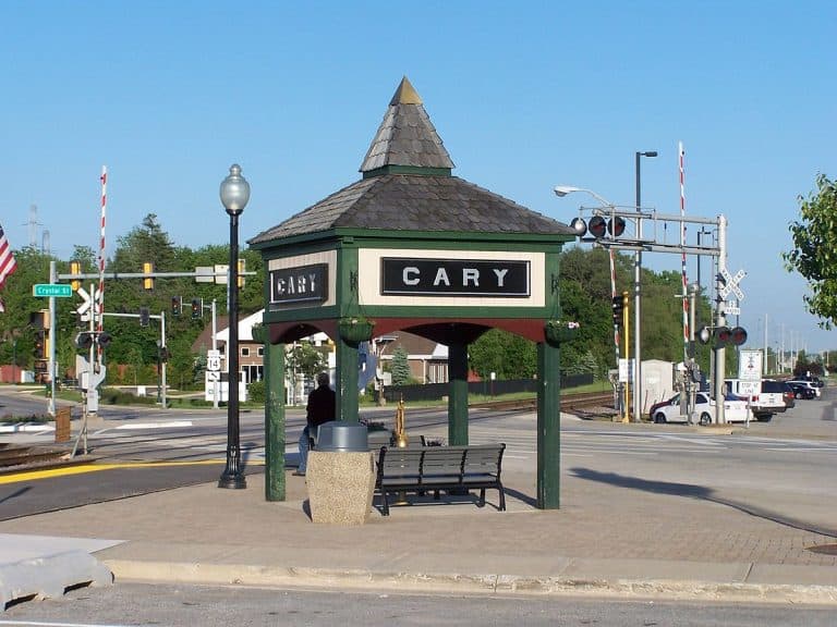 Airport Car Service Chicago O'hare To and From Cary (IL)