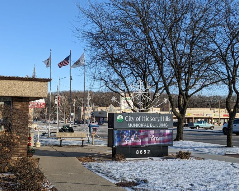 Car Service to Midway Airport MDW - Hickory Hills (IL)