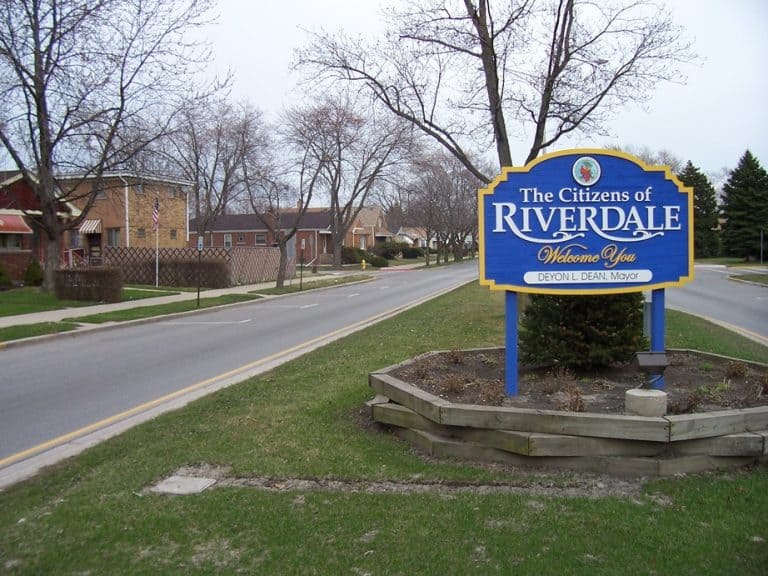 Car Service to Midway Airport MDW - Riverdale (IL)