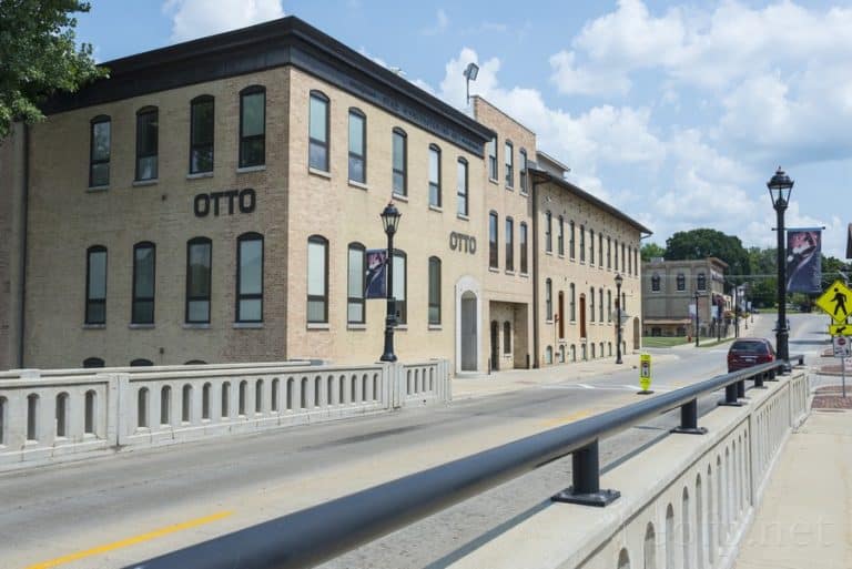 Airport Car Service Chicago O'hare To and From Carpentersville (IL)
