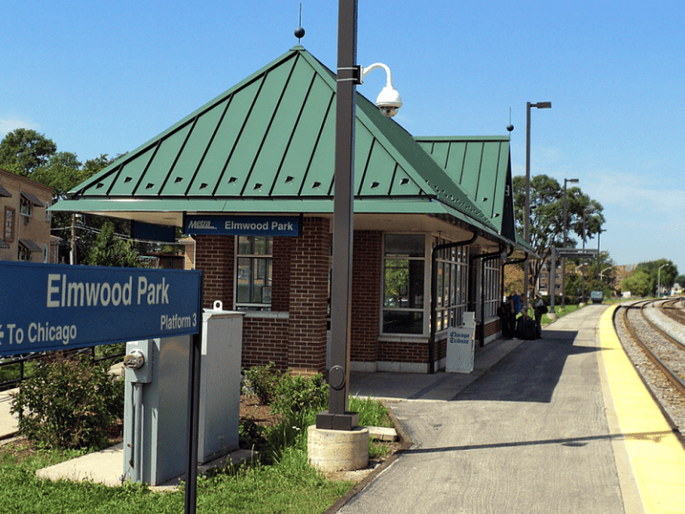 Airport Car Service Chicago O'hare To and From Elmwood Park (IL)