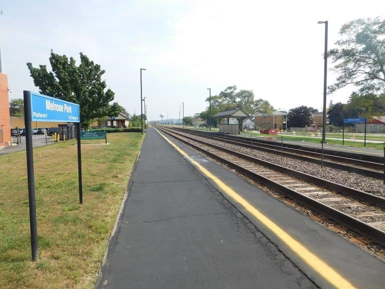 Airport Car Service Chicago O'hare To and From Melrose Park (IL)