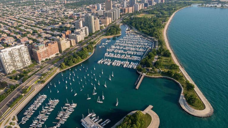Airport Car Service Chicago Ohare to and from Lakeview East Chicago Illinois