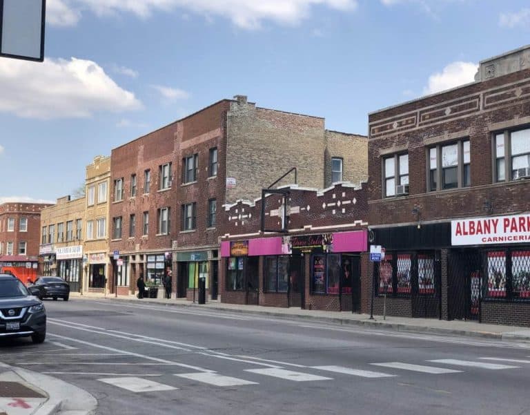 Car Service to Midway Airport MDW Albany Park Chicago Illinois