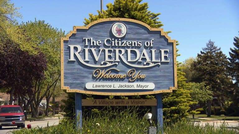 Car Service to Midway Airport MDW Riverdale Chicago Illinois